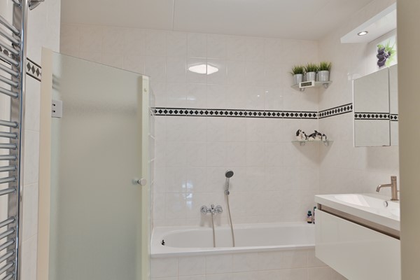 Medium property photo - Marie van Regteren Altenastraat 23, 3207 KB Spijkenisse